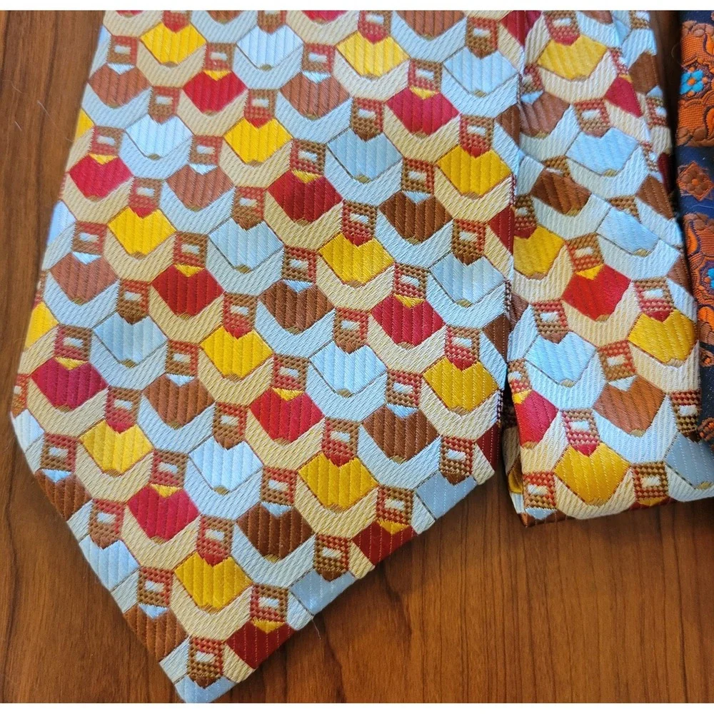 Vintage Omega Necktie  55 X‎ 4 Textured Polyester Multicolor Wide Bright Retro